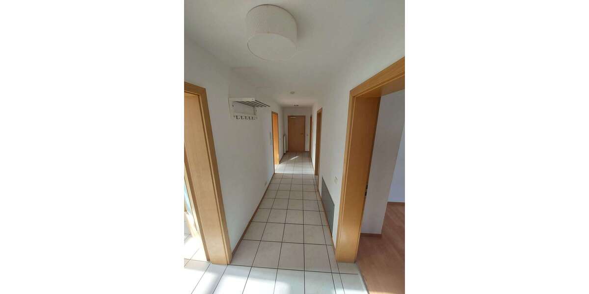 Etagenwohnung Staufenberg-Treis Treis - 4 Zimmer, 95 m&sup2;, 635&euro; | Angebot:25833086