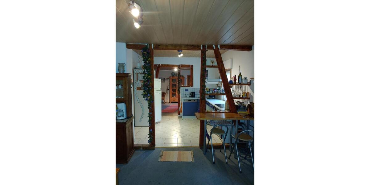 Mehrfamilienhaus, Wohnhaus Angelburg - 13 Zimmer, 327 m&sup2;, 380.000&euro; | Angebot:24284078