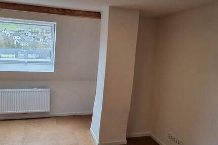 Wohnung Angelburg - 3 Zimmer, 80 m&sup2;, 550&euro; | Angebot:25045898