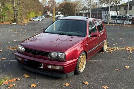 VW Golf 136.115 km 2.000 &euro; Gießen 35394