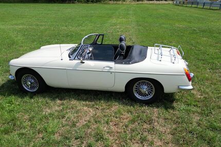 MG B 5.000 km 22.000 &euro; Biedenkopf 35216