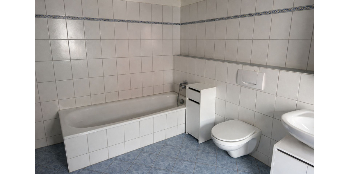 Etagenwohnung Homberg (Ohm) - 4 Zimmer, 95 m&sup2;, 900&euro; | Angebot:25379339