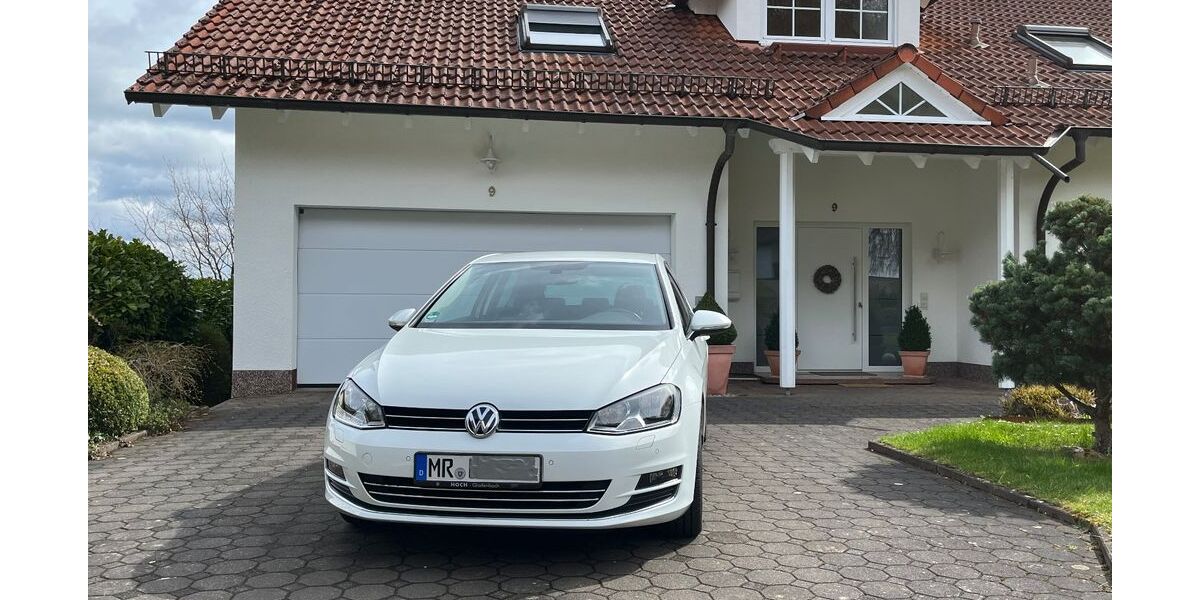 VW Golf 119.500 km 8.950 &euro; Dautphetal 35232
