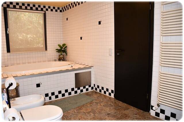 Einfamilienhaus Frankenberg (Eder) Frankenberg - 1 Zimmer, 250 m&sup2;, 315.000&euro; | Angebot:25709285