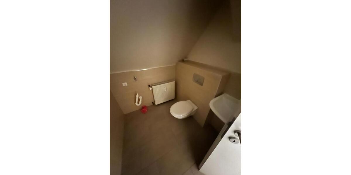Dachgeschoßwohnung Allendorf (Eder) - 5 Zimmer, 135 m&sup2;, 1.200&euro; | Angebot:26374963
