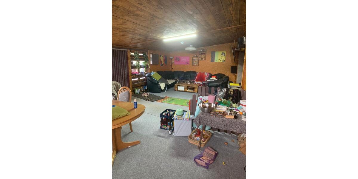 Mehrfamilienhaus, Wohnhaus Gilserberg - 8 Zimmer, 230 m&sup2;, 185.000&euro; | Angebot:26024103