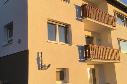 Haus Gilserberg - 8 Zimmer, 225 m&sup2;, 1.500&euro; | Angebot:24099540