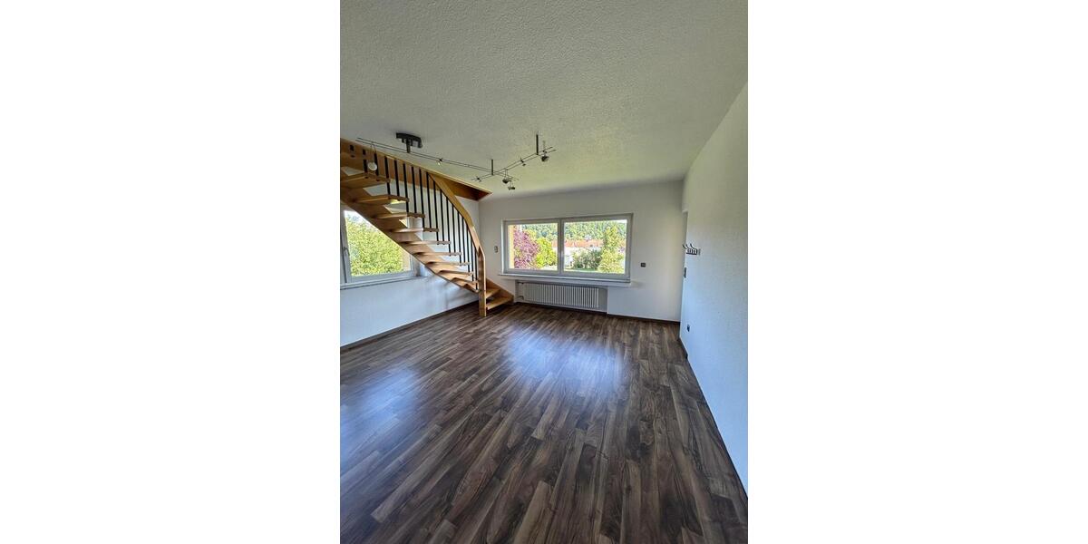 Einfamilienhaus Burgwald - 6 Zimmer, 270 m&sup2;, 445.000&euro; | Angebot:25104555