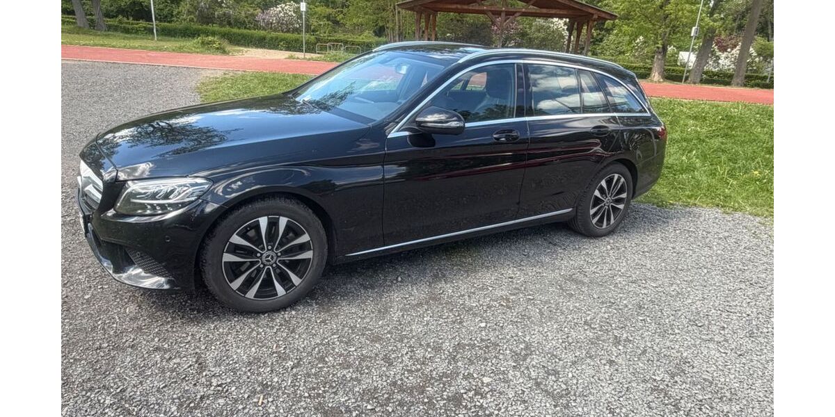 Mercedes-Benz C 200 97.500 km 17.999 &euro; Gilserberg 34630