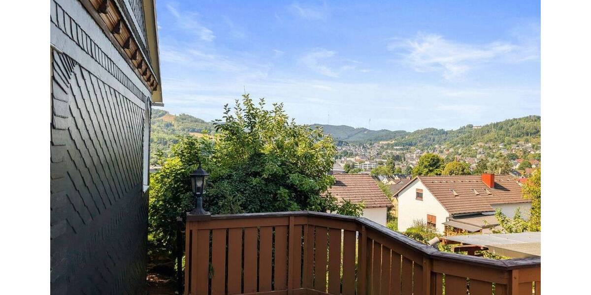 Einfamilienhaus Bad Laasphe - 6 Zimmer, 183 m&sup2;, 289.000&euro; | Angebot:25775252