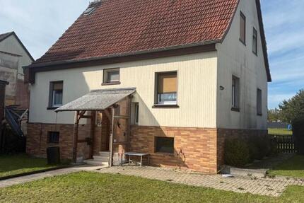 Haus Kirtorf - 5 Zimmer, 120 m&sup2;, 150.000&euro; | Angebot:26113000