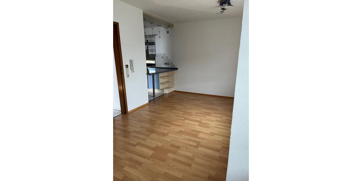Etagenwohnung Kirchhain - 4 Zimmer, 70 m&sup2;, 830&euro; | Angebot:26066893
