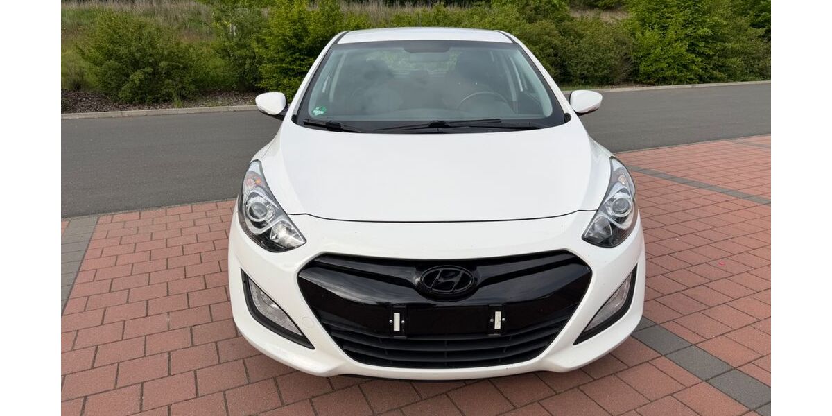 Hyundai i30 215.000 km 5.300 &euro; Cölbe 35091