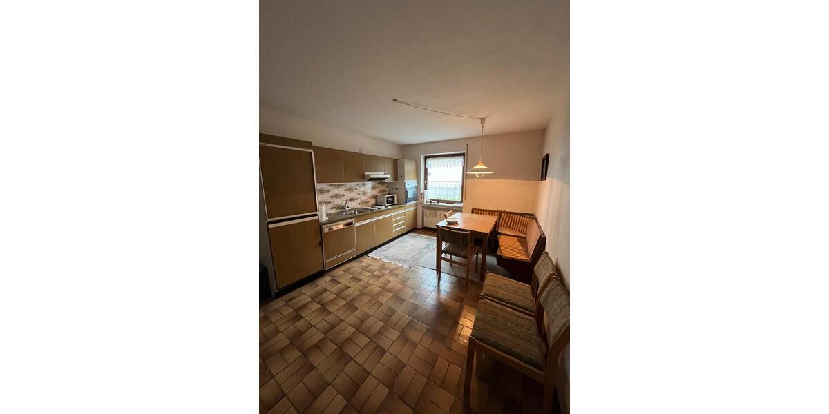 Einfamilienhaus Cölbe - 7 Zimmer, 170 m&sup2;, 350.000&euro; | Angebot:26168102