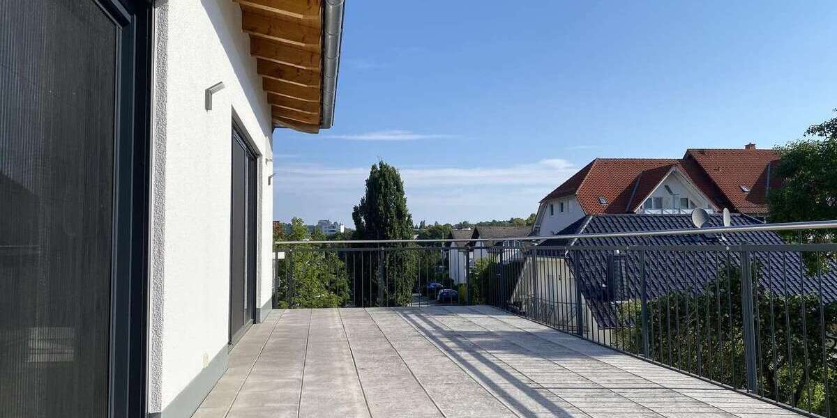 Etagenwohnung Marburg Cappel - 3 Zimmer, 133 m&sup2;, 1.650&euro; | Angebot:27087591