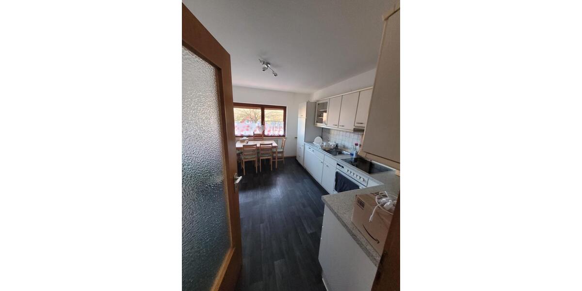 Etagenwohnung Steffenberg - 2.5 Zimmer, 70 m&sup2;, 550&euro; | Angebot:25993300