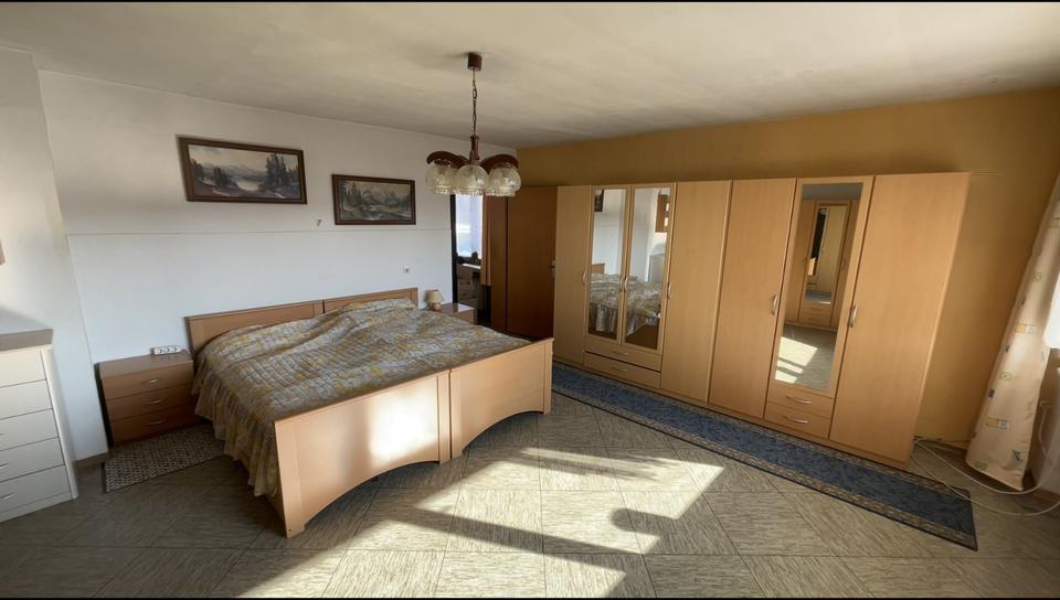 Einfamilienhaus Antrifttal - 10 Zimmer, 250 m&sup2;, 169.000&euro; | Angebot:25170543
