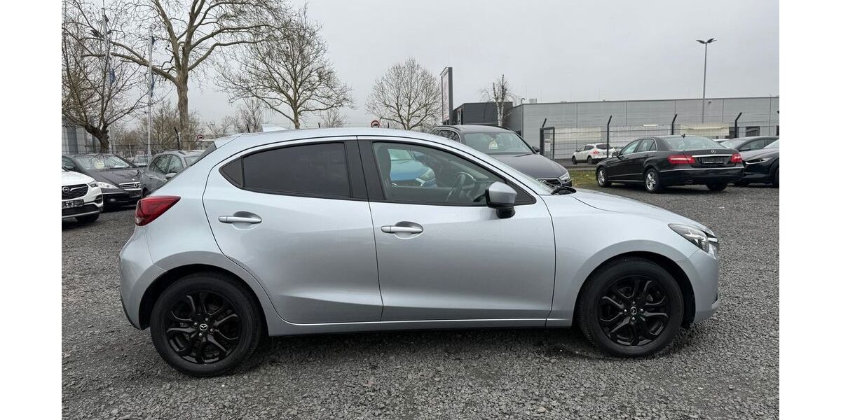 Mazda 2 77.000 km 11.900 &euro; Lollar 35457