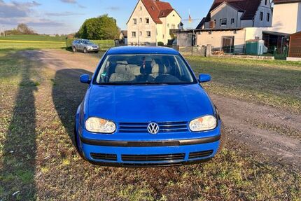 VW Golf 167.791 km 2.200 &euro; Grünberg 35305