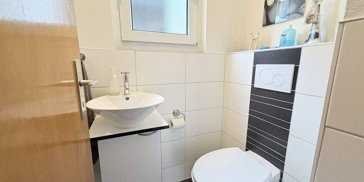 Einfamilienhaus Kirchhain-Kleinseelheim Kleinseelheim - 5 Zimmer, 149 m&sup2;, 299.900&euro; | Angebot:25689259