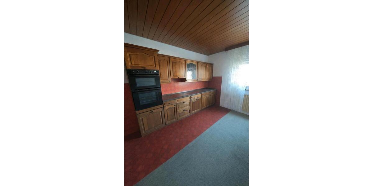 Einfamilienhaus Biedenkopf - 7 Zimmer, 101 m&sup2;, 195.000&euro; | Angebot:25292733