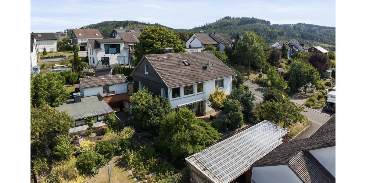 Einfamilienhaus Bad Laasphe - 6 Zimmer, 183 m&sup2;, 289.000&euro; | Angebot:22855711
