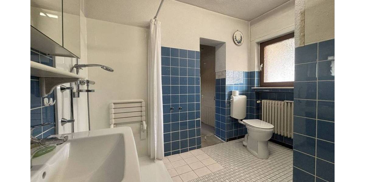 Einfamilienhaus Cölbe - 7 Zimmer, 160 m&sup2;, 329.900&euro; | Angebot:25689233