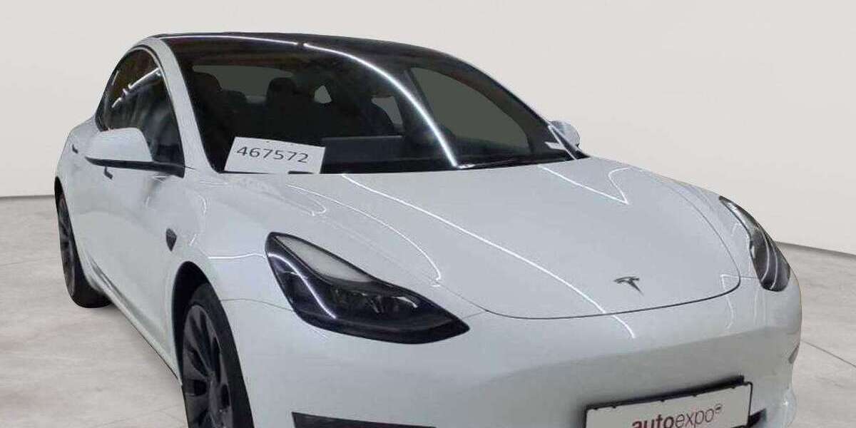 Tesla Model 3 63.630 km 26.990 &euro; Fernwald-Steinbach 35463