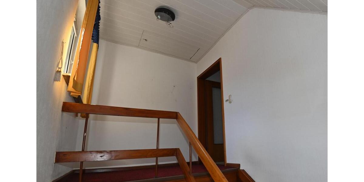 Einfamilienhaus Burgwald - 6 Zimmer, 148 m&sup2;, 229.000&euro; | Angebot:26023086