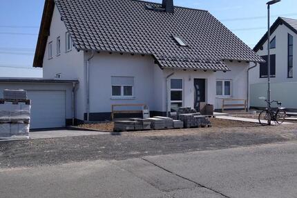 Wohnung Gießen Allendorf - 3 Zimmer, 100 m&sup2;, 1.200&euro; | Angebot:24940791