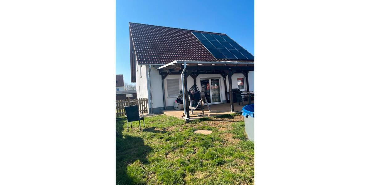 Einfamilienhaus Staufenberg - 5 Zimmer, 140 m&sup2;, 500.000&euro; | Angebot:25753942