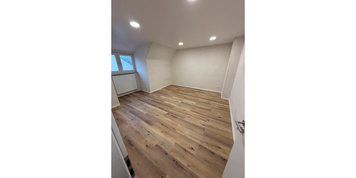 Etagenwohnung Neustadt (Hessen) - 3 Zimmer, 90 m&sup2;, 980&euro; | Angebot:26537441