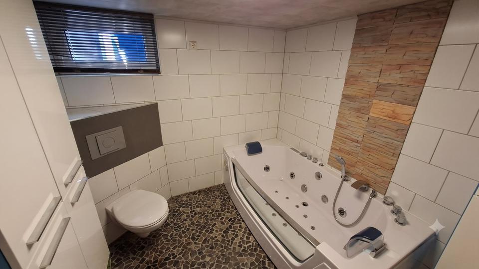 Mehrfamilienhaus, Wohnhaus Buseck - 8 Zimmer, 175 m&sup2;, 499.999&euro; | Angebot:27253669