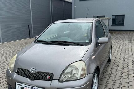 Toyota Yaris 151.000 km 1.350 &euro; Rauschenberg 35282
