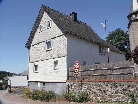 Einfamilienhaus Hohenahr - 4 Zimmer, 100 m&sup2;, 650&euro; | Angebot:25532508