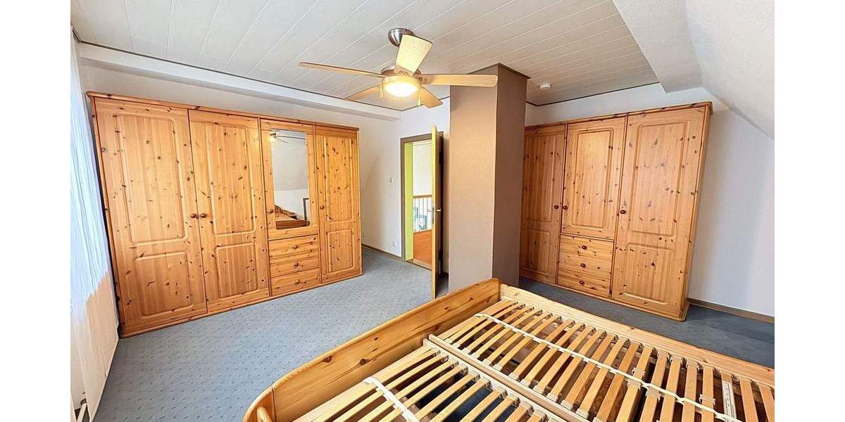 Einfamilienhaus Kirchhain-Kleinseelheim Kleinseelheim - 5 Zimmer, 149 m&sup2;, 299.900&euro; | Angebot:25689259