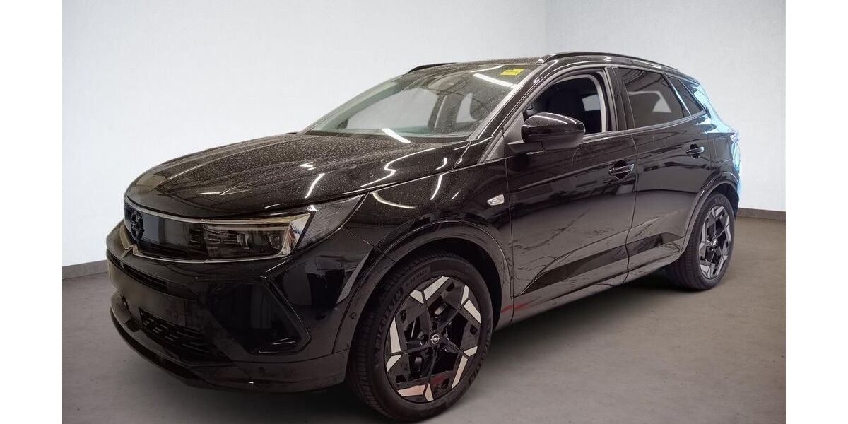 Opel Grandland (X) 7.800 km 31.900 &euro; Frankenberg 35066