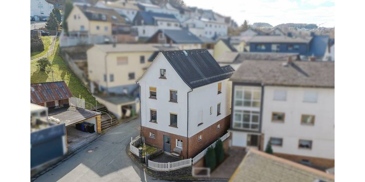 Einfamilienhaus Bad Endbach Hartenrod - 6 Zimmer, 122 m&sup2;, 49.000&euro; | Angebot:26143013