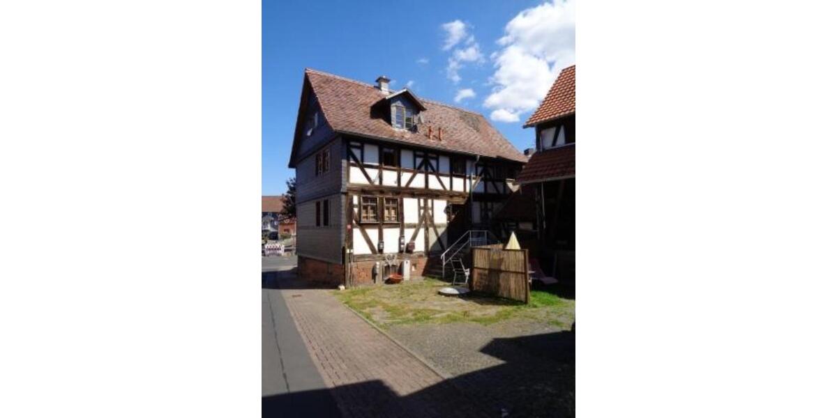 Bauernhaus, Landhaus Ebsdorfergrund - 5 Zimmer, 155 m&sup2;, 110.000&euro; | Angebot:22203027