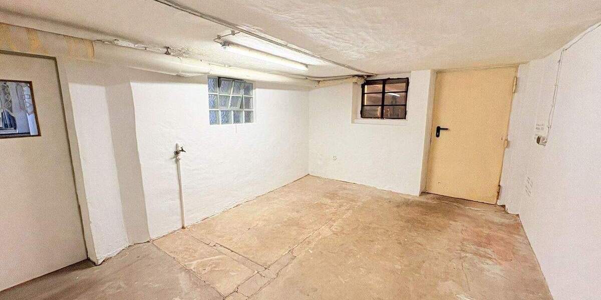 Einfamilienhaus Kirchhain-Kleinseelheim Kleinseelheim - 5 Zimmer, 149 m&sup2;, 299.900&euro; | Angebot:25689259