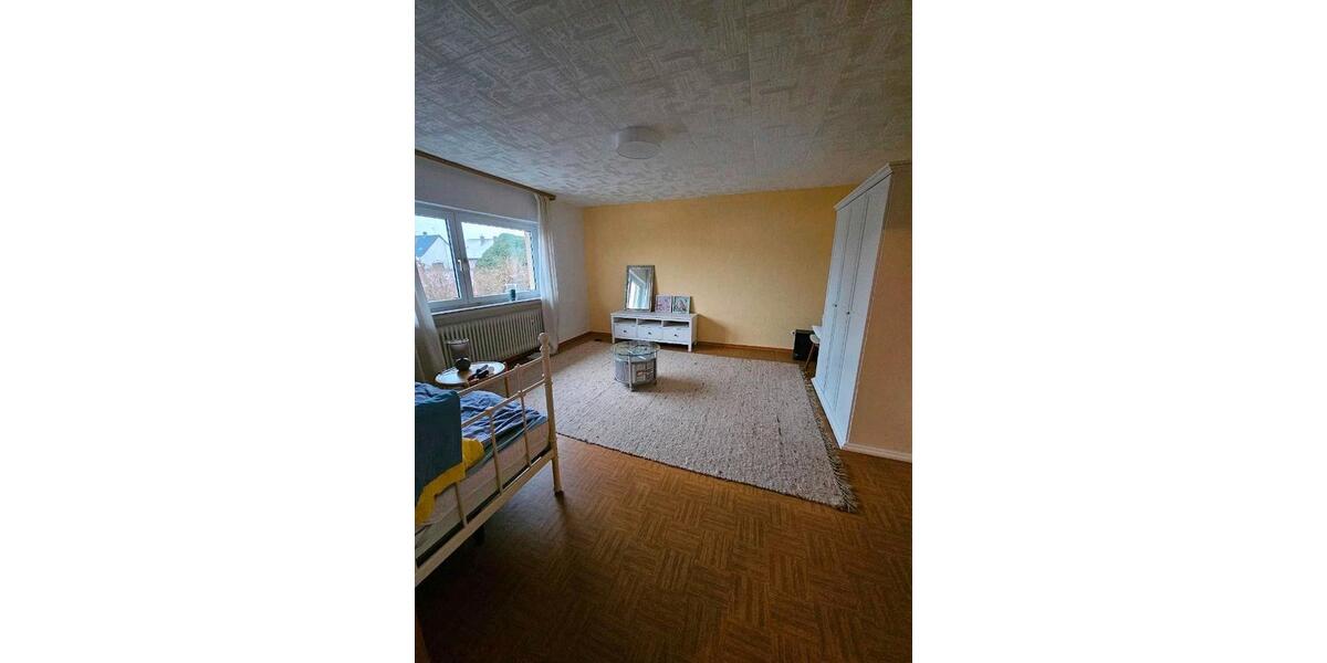 Einfamilienhaus Marburg Cappel - 8 Zimmer, 210 m&sup2;, 340.000&euro; | Angebot:24703674