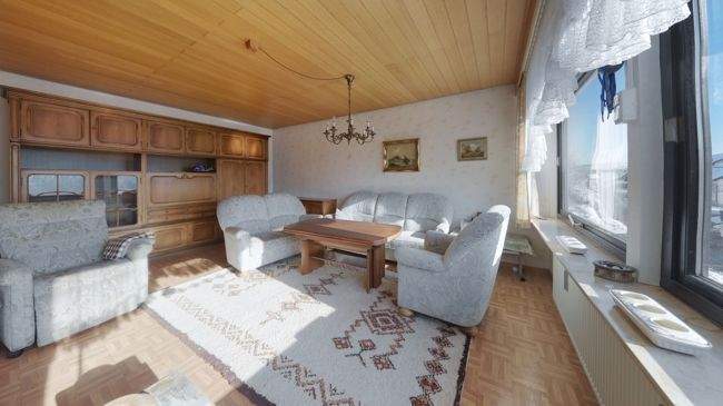 Einfamilienhaus Bad Endbach - 8 Zimmer, 204 m&sup2;, 213.000&euro; | Angebot:25726242