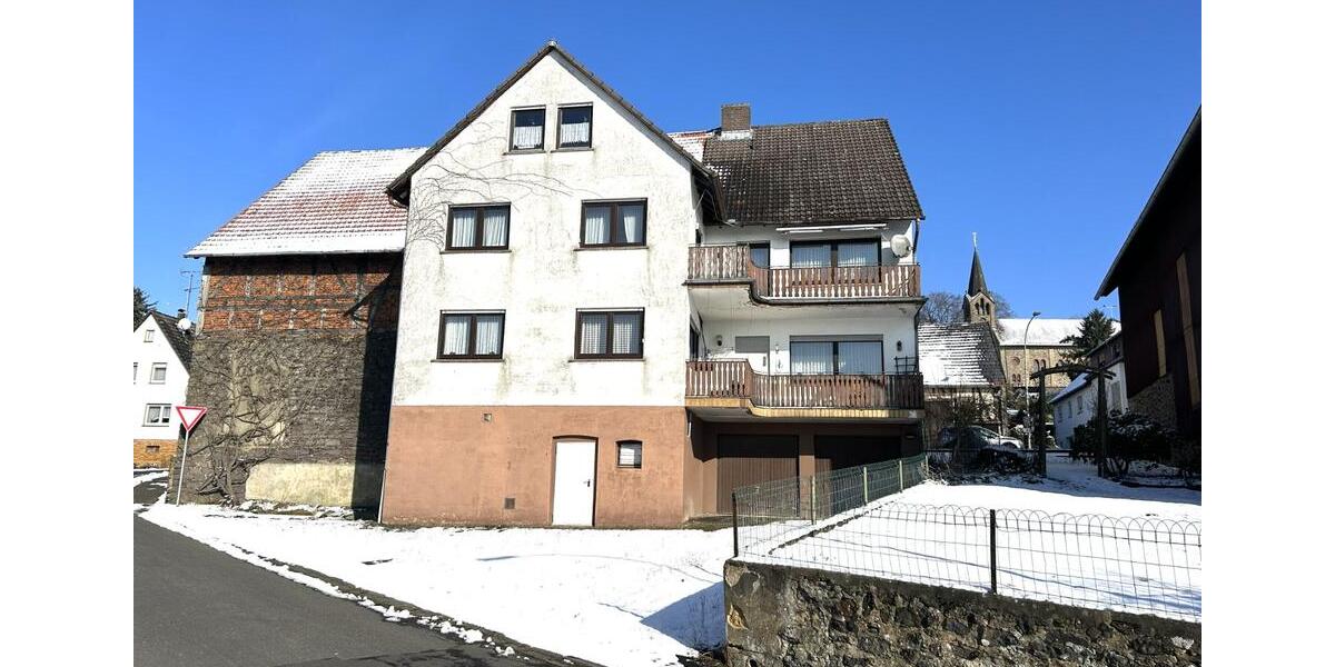 Einfamilienhaus Antrifttal - 10 Zimmer, 250 m&sup2;, 179.000&euro; | Angebot:25170543