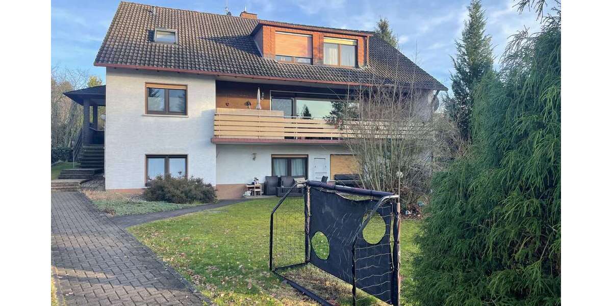 Etagenwohnung Stadtallendorf - 4 Zimmer, 122 m&sup2;, 915&euro; | Angebot:24681629