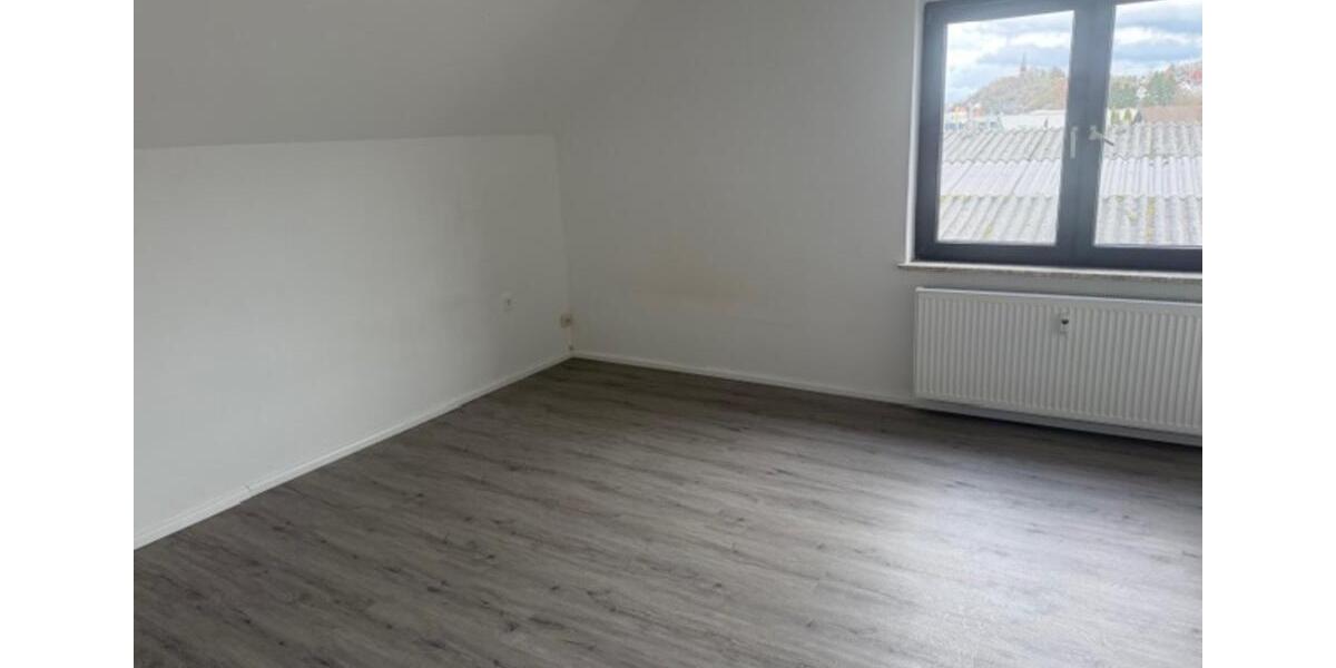 Etagenwohnung Frankenberg (Eder) - 3 Zimmer, 80 m&sup2;, 780&euro; | Angebot:25852344