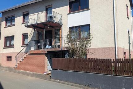 Haus Battenberg (Eder) - 5 Zimmer, 200 m&sup2;, 120.000&euro; | Angebot:26221855