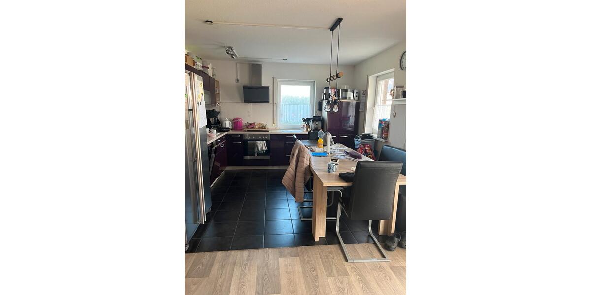 Einfamilienhaus Staufenberg - 5 Zimmer, 140 m&sup2;, 500.000&euro; | Angebot:25753942