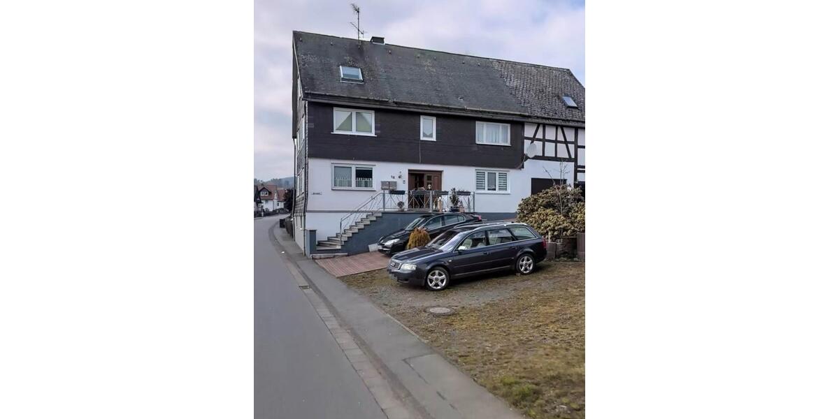 Einfamilienhaus Allendorf (Eder) - 6 Zimmer, 130 m&sup2;, 150.000&euro; | Angebot:25286123