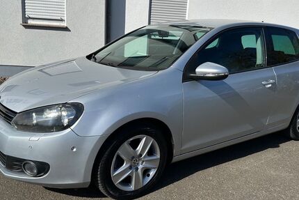 VW Golf 118.000 km 6.900 &euro; Cölbe 35091