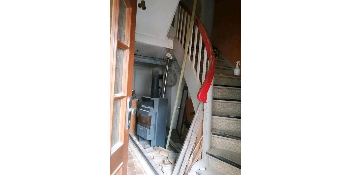Einfamilienhaus Frankenberg (Eder) - 7 Zimmer, 120 m&sup2;, 99.000&euro; | Angebot:26533805